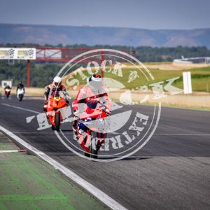 MOT_2416