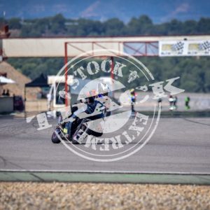 MOT_2758