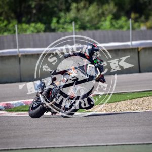 MOT_2826