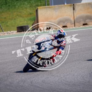 MOT_2983