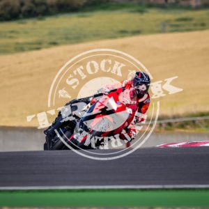 MOT_3160
