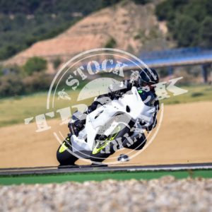 MOT_3301
