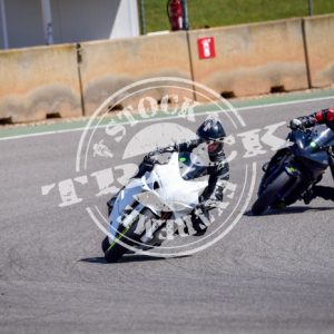 MOT_3352