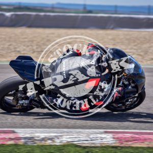 MOT_3664