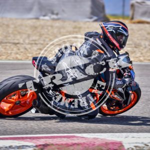 MOT_3738