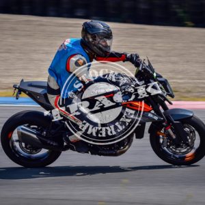 MOT_2549