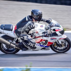 MOT_2554