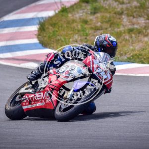 MOT_2975