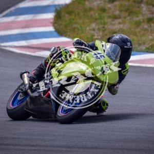 MOT_2977