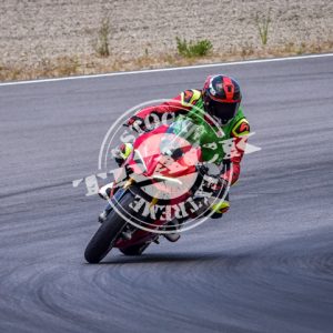 MOT_3053