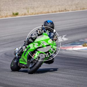 MOT_3172