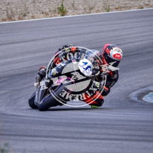 MOT_3195