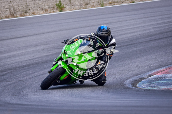 MOT_3199