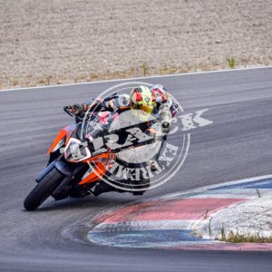 MOT_3221