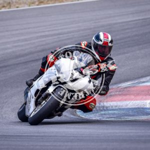 MOT_3245