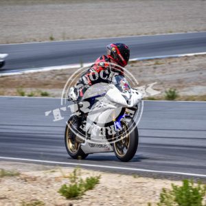 MOT_3290