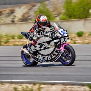 MOT_3295