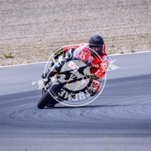 MOT_3454