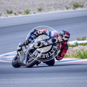 MOT_3524