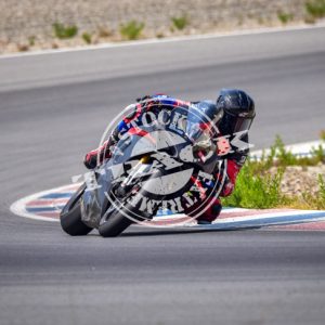 MOT_3532