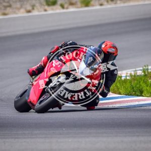MOT_3541