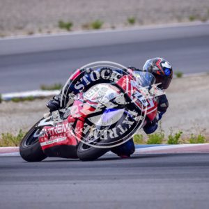MOT_3544