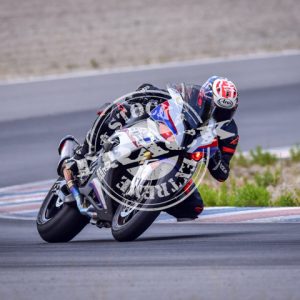MOT_3553