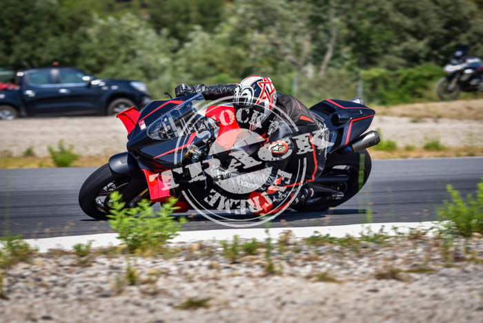 MOT_3857