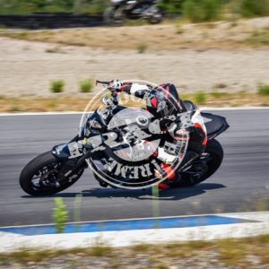 MOT_3872