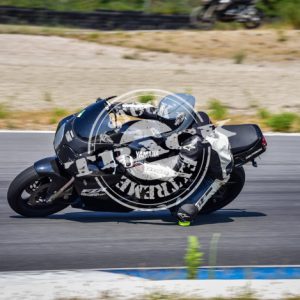 MOT_3925