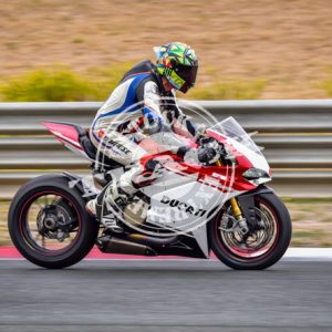 MOT_7574