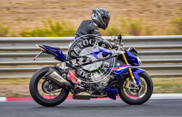 MOT_7795