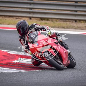 MOT_8144