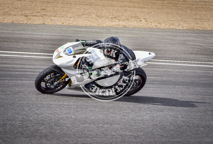 MOT_8689