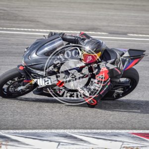 MOT_8775