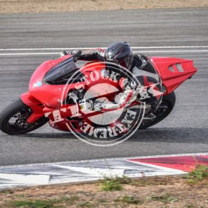 MOT_8985
