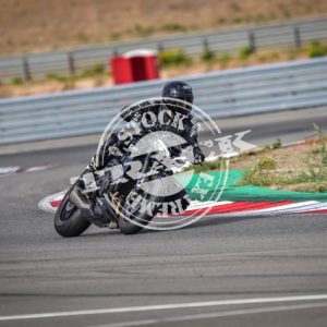 MOT_9075